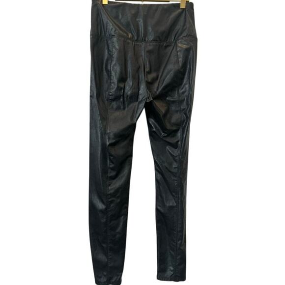 Lysee - Vegan Leather Leggings – Black – M - Picture 6 of 6